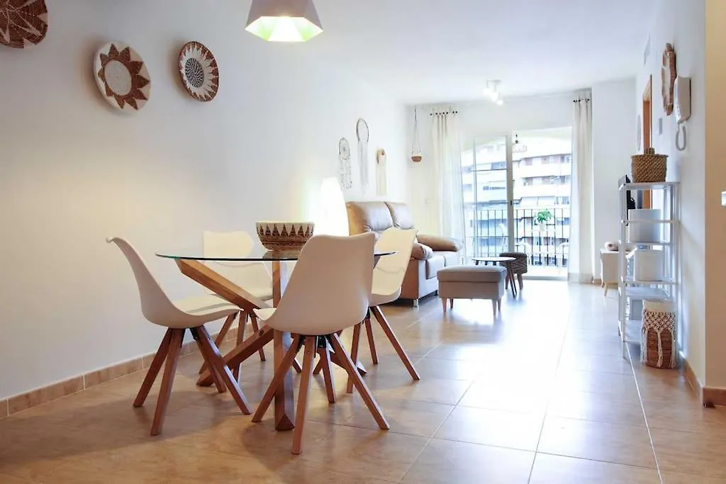 Apartamento De 1 Dormitorio Centro De Estepona 0*,  Spain